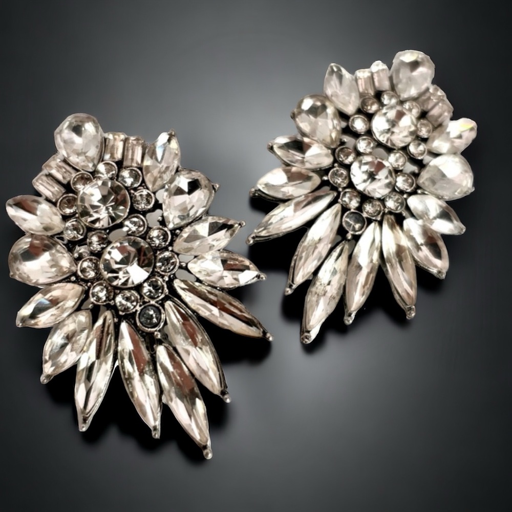 Zara Rhinestone earrings in silver